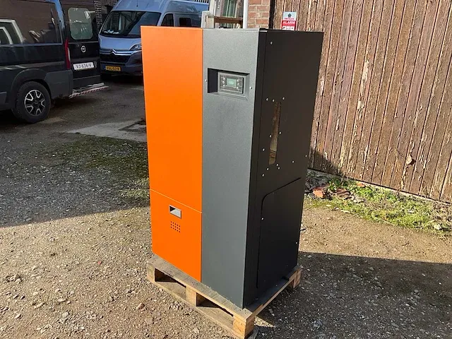 Thermasis cortina 12x pelletketel 14kw (ongebruikt) - afbeelding 1 van  16