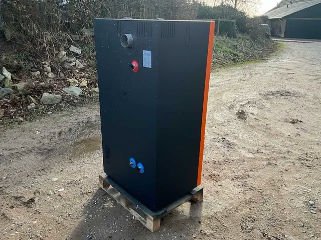 Thermasis cortina 18x pelletketel 20kw (ongebruikt) - afbeelding 10 van  16