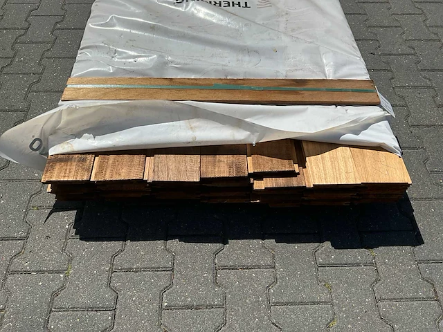 Thermo ayous channelsiding (1550x140x18mm) (40x) - afbeelding 2 van  3