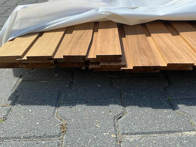 Thermo ayous channelsiding (1550x90x18mm) (17x) - afbeelding 3 van  3