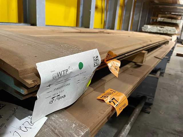 Thermo ayous channelsiding 18x137mm, lengte 400cm (18x) - afbeelding 2 van  3