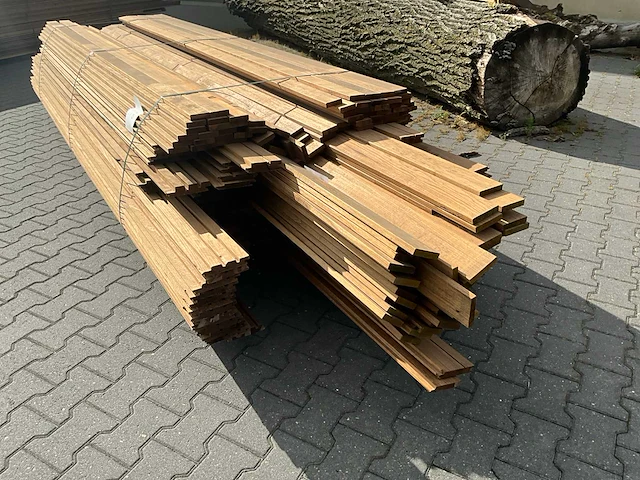 Thermo frake diverse gevelbekleding (ca 75m2) - afbeelding 3 van  8