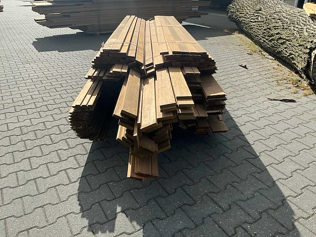 Thermo frake diverse gevelbekleding (ca 75m2) - afbeelding 4 van  8