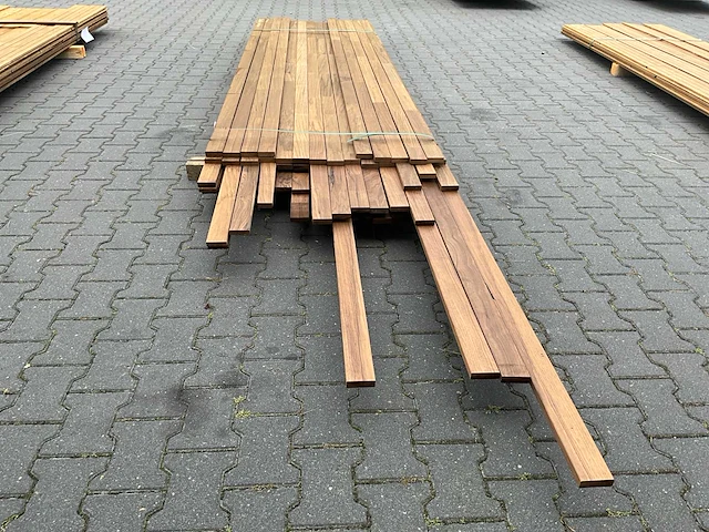 Thermo frake geschaafde plank (2370-3200x68x18mm) - afbeelding 4 van  4