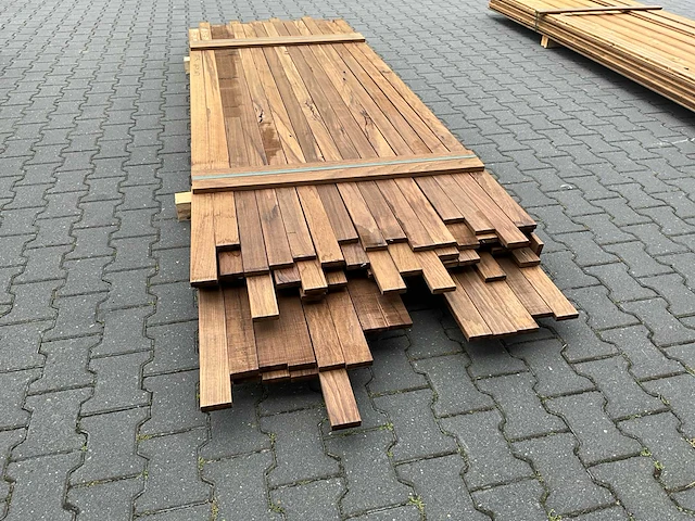 Thermo frake geschaafde plank (2450-3600x68x20mm) (85x) - afbeelding 4 van  4