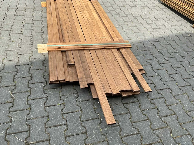 Thermo frake geschaafde plank partij (2650-3040x66-90x18mm) - afbeelding 4 van  4