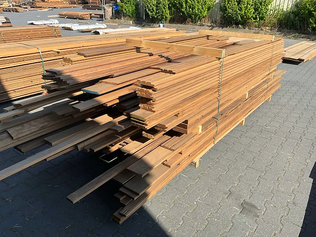 Thermo frake partij diverse gevelbekleding (ca 66m2) - afbeelding 4 van  8