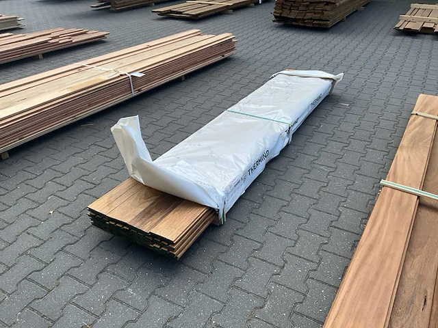 Thermo frake triple rhombus (2750x143x25mm) (16x) - afbeelding 1 van  4