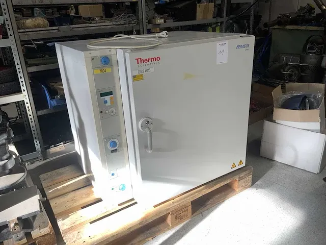 Thermo scientific ut 6200 laboratoriumoven - afbeelding 1 van  6