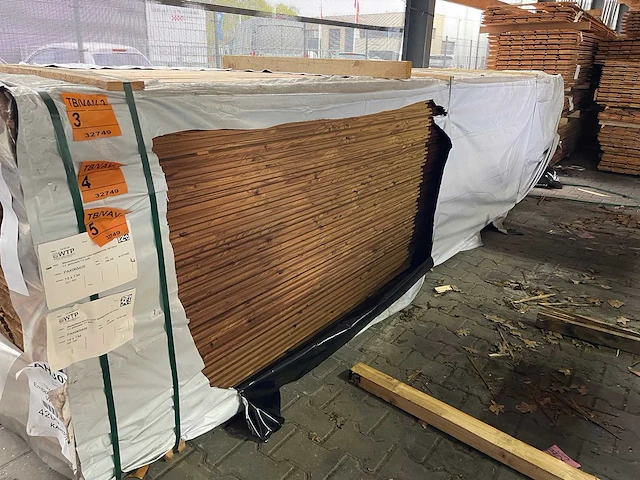 Thermo vuren channelsiding 19x134mm, lengte 420cm (121x) - afbeelding 2 van  3