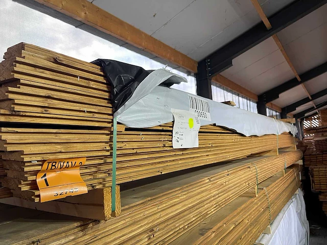 Thermo vuren channelsiding 19x91mm, lengte 420cm (163x) - afbeelding 2 van  3