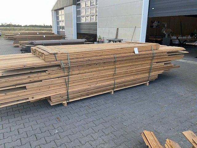 Thermo vuren partij diverse gevelbekleding (ca 100m2) - afbeelding 2 van  8