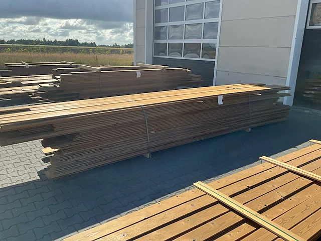 Thermo vuren partij diverse gevelbekleding (ca 120m2) - afbeelding 3 van  8