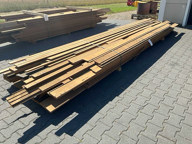 Thermo vuren partij diverse gevelbekleding - afbeelding 1 van  6