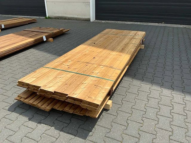Thermo vuren rabatdeel (3000x140-185x20mm) (40x) - afbeelding 1 van  4