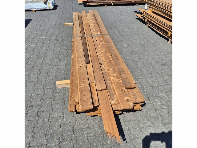 Thermo vuren rabatdelen (4800x140x18mm) (17x) - afbeelding 2 van  5