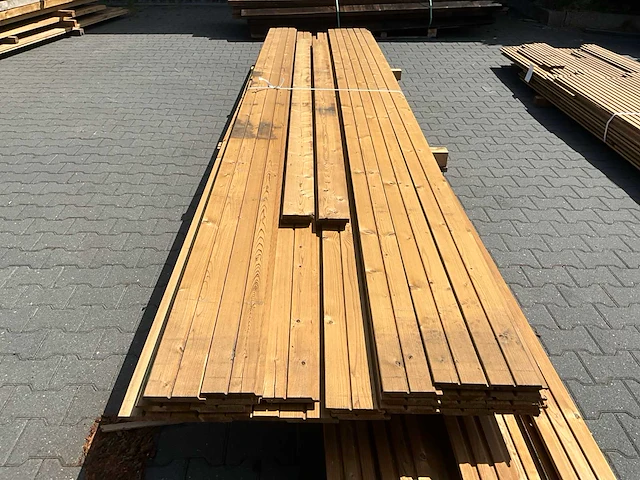 Thermo vuren rest partij gevelbekleding - afbeelding 4 van  5