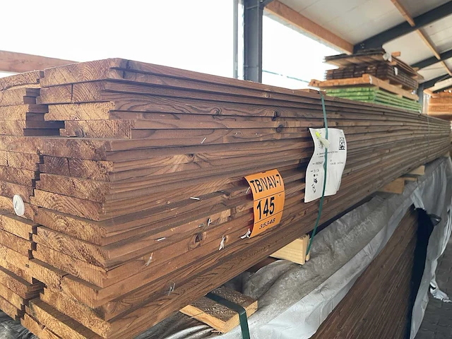 Thermo vuren wisselsponning/halfhoutsrabat 4800x134x19mm (123x) - afbeelding 2 van  3