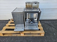 Thermoplan - black & white 3 - koffiemachine - afbeelding 1 van  3