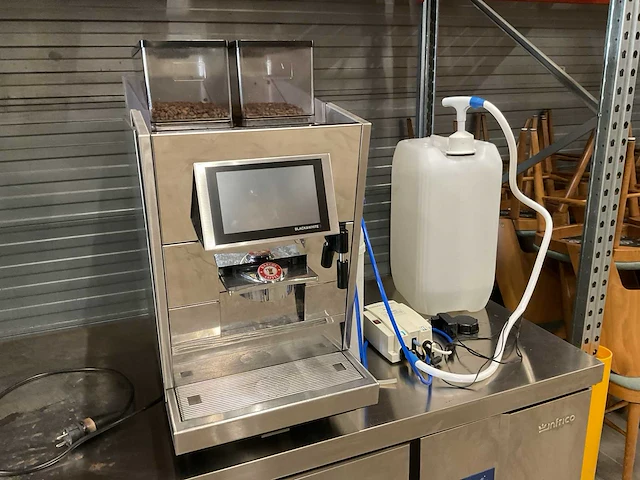Thermoplan black & white 3 ctm koffiemachine - afbeelding 1 van  6