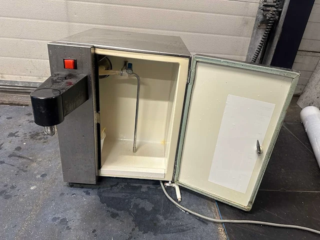 Thermoplan switzerland whipper slagroommachine - afbeelding 3 van  3
