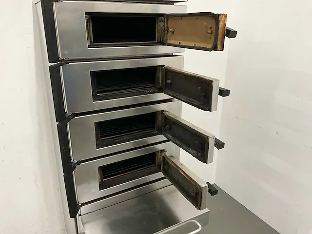 Thermorossi estro pro 4+ grill oven - afbeelding 2 van  13
