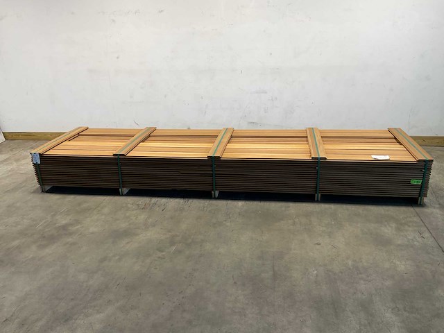 Thermowood ayous rib3 gevelbekleding 390x14,5x2,2 cm (15x) - afbeelding 1 van  7