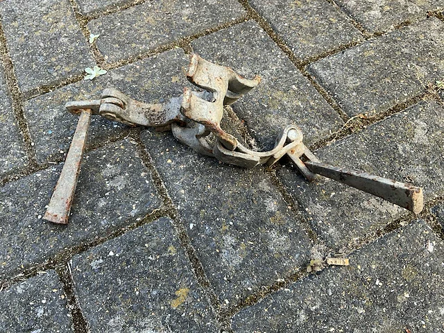 Thiel - stapelkrat met kruiskoppeling vaste en losse spie - steigers (ca. 90 stuks) - afbeelding 2 van  10