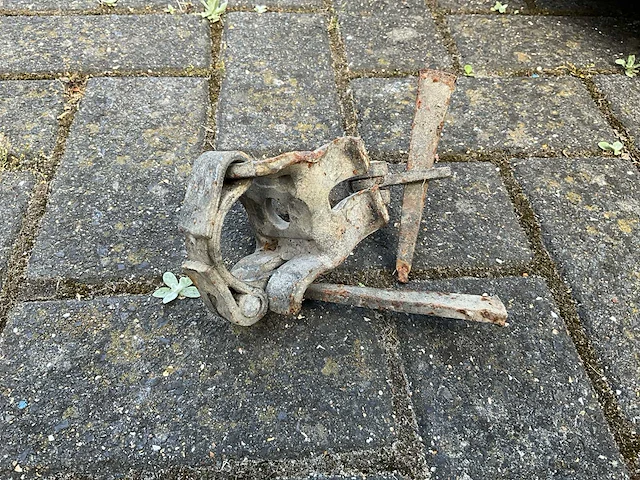 Thiel - stapelkrat met kruiskoppeling vaste en losse spie - steigers (ca. 90 stuks) - afbeelding 10 van  10