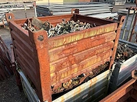Thiel - stapelkrat met kruiskoppeling vaste spie - steigers ( ca. 100 stuks) - afbeelding 1 van  8