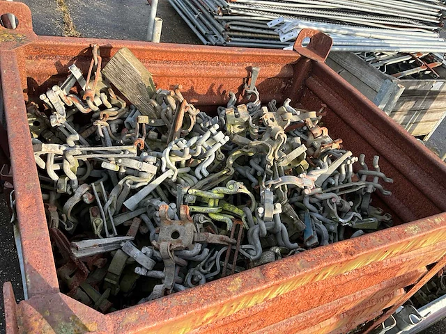 Thiel - stapelkrat met kruiskoppeling vaste spie - steigers ( ca. 100 stuks) - afbeelding 2 van  8
