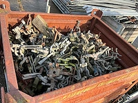 Thiel - stapelkrat met kruiskoppeling vaste spie - steigers ( ca. 100 stuks) - afbeelding 2 van  8