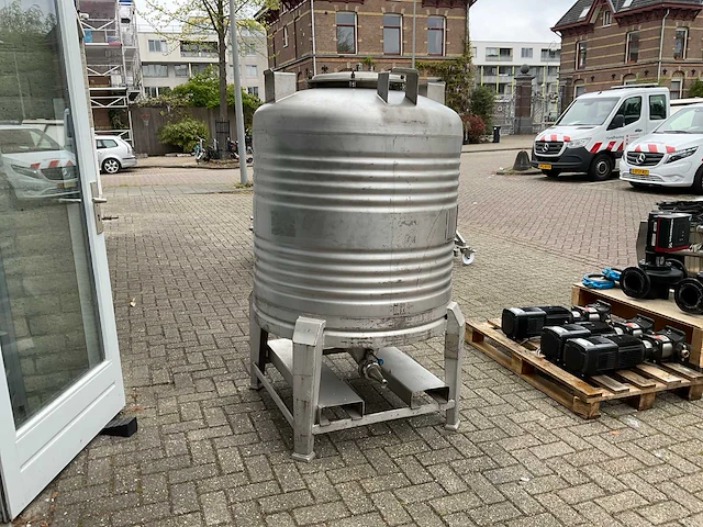 Thielmann rvs opslagtank - afbeelding 1 van  7