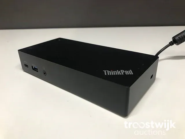 Thinkpad usb-c dockingstation - afbeelding 1 van  8