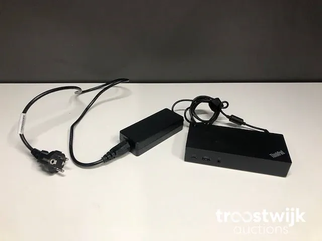 Thinkpad usb-c dockingstation - afbeelding 2 van  8