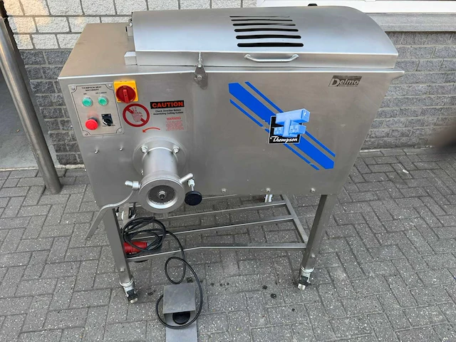 Thompson - 900e - vleeswolf / gehaktmolen - afbeelding 1 van  8