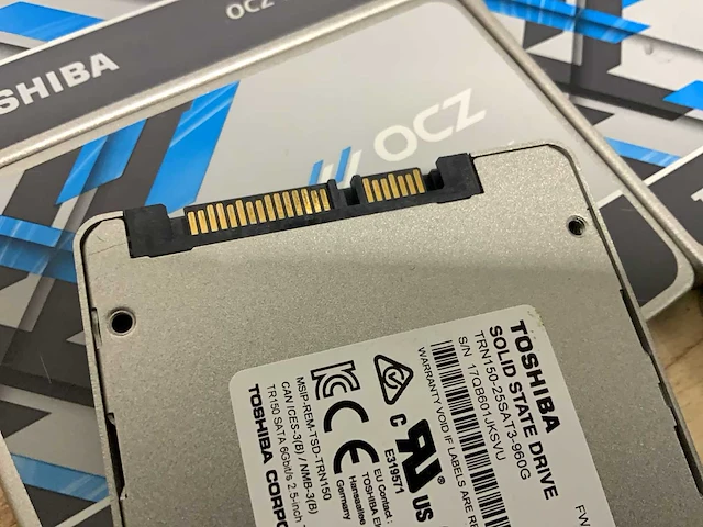 Thoshiba & micron ssd 960 gb 2,5” (35x) - afbeelding 2 van  2