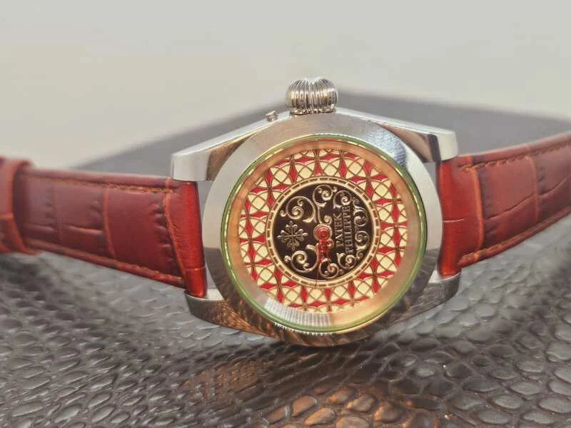 Thuisbezorgveiling horloges, kunst en collectibles
