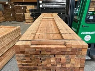 Thuisbezorgveiling: (tuin)hout