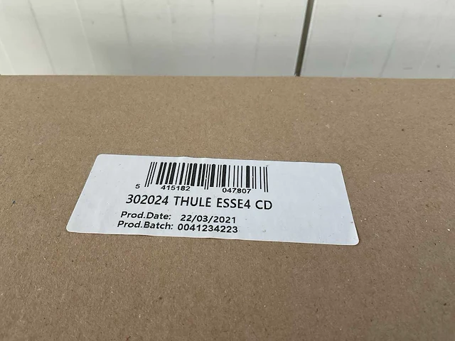 Thule esse4 cd fietsendrager voor 3 fietsen - afbeelding 2 van  3