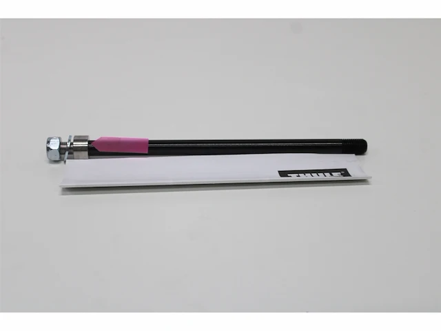 Thule steekas shimano (m12 x 1.5) fietstraileraccessoire zwart - afbeelding 2 van  3