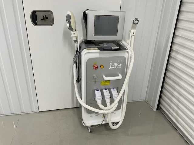 Tiabo electronic - tb-800 - laser- huidbehandelingswerkstation - afbeelding 1 van  9