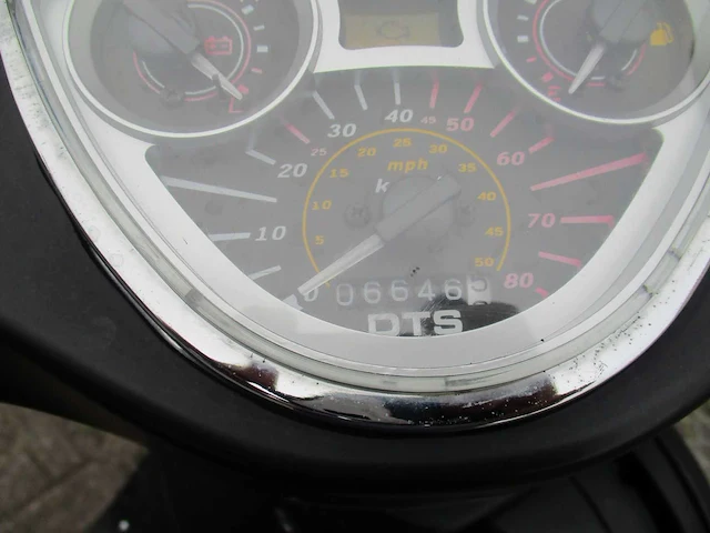 Tianying dts milano s riva sport - injectie snorscooter - ty50qt-k - scooter - afbeelding 11 van  11
