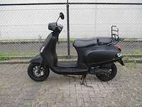 Tianying dts milano s riva sport - injectie snorscooter - ty50qt-k - scooter - afbeelding 1 van  11