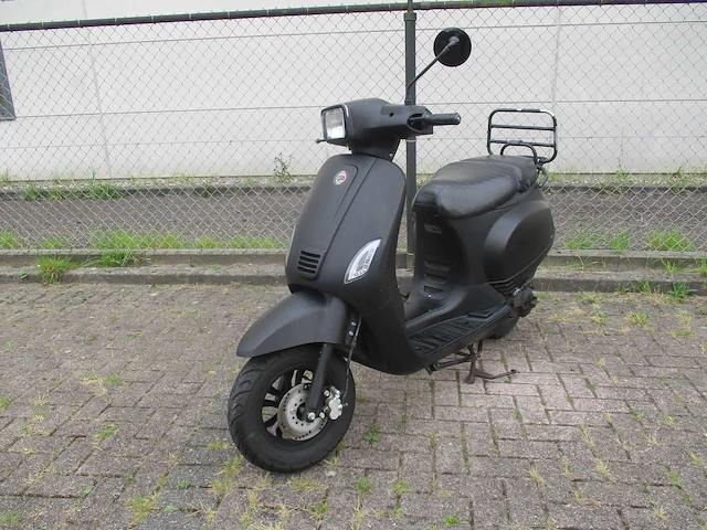 Tianying dts milano s riva sport - injectie snorscooter - ty50qt-k - scooter - afbeelding 2 van  11