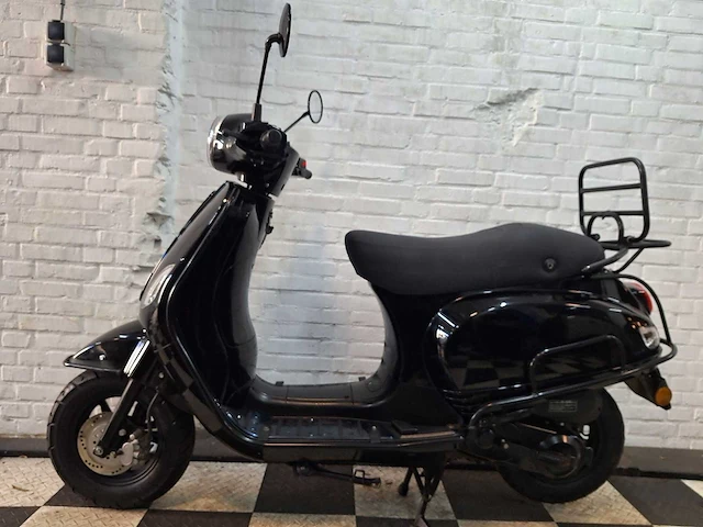 Tianying ty50qt-k riva 25 km snorscooter 4takt - afbeelding 1 van  7