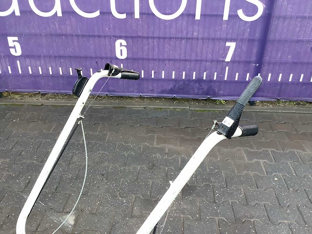 Tielburger ck42 straatveegmachine - afbeelding 6 van  7