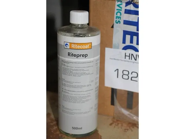 Tien flacons met riteprep was en reinigingsmiddel. - afbeelding 2 van  2