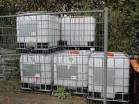 Tien ibc vaten. - afbeelding 1 van  2