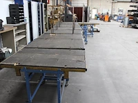 Tien montagetafels met afneembaar / wisselbaar bovenblad. afmeting 124 x 80 x 80 cm. bovenblad hoogte 20 cm... - afbeelding 1 van  2